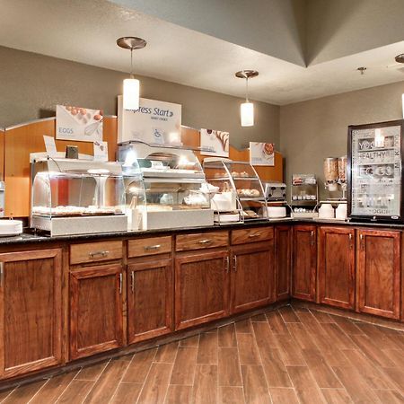 Holiday Inn Express Marshfield - Springfield Area By Ihg Экстерьер фото