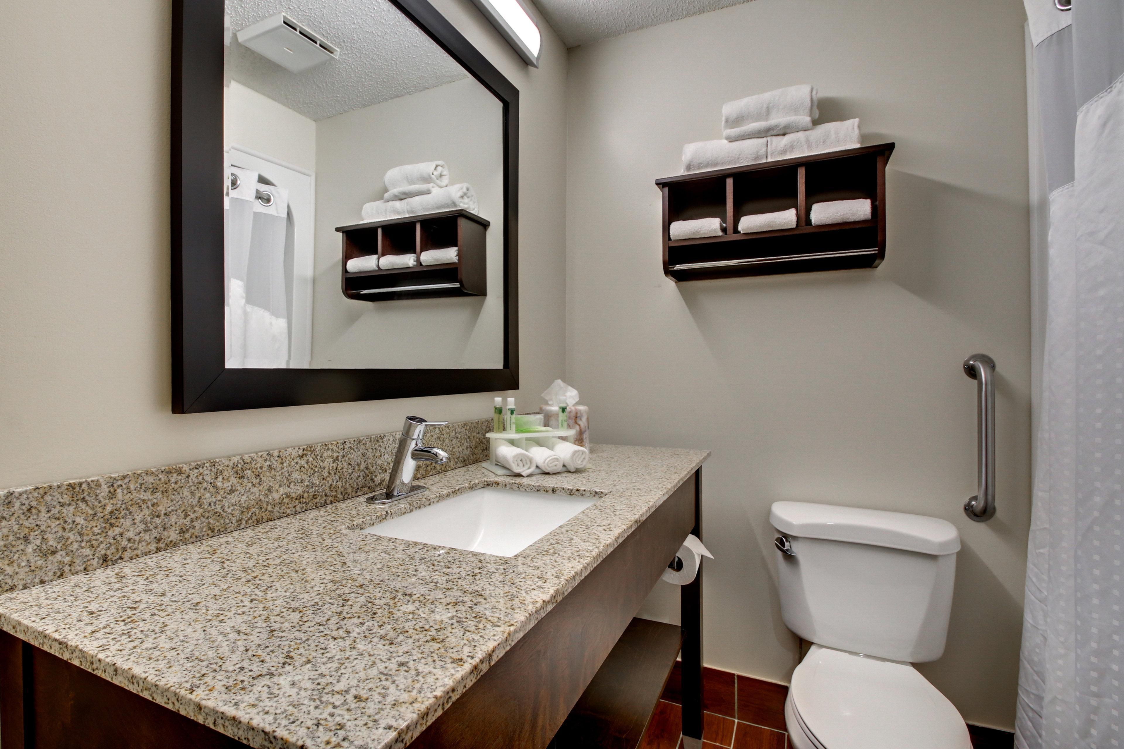 Holiday Inn Express Marshfield - Springfield Area By Ihg Экстерьер фото