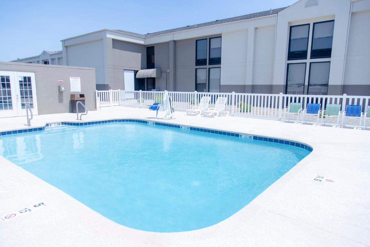 Holiday Inn Express Marshfield - Springfield Area By Ihg Экстерьер фото
