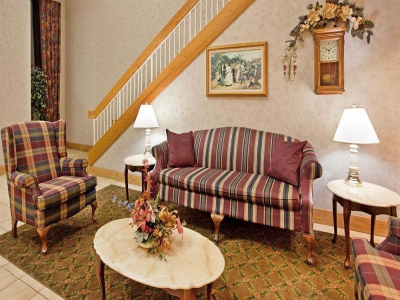 Holiday Inn Express Marshfield - Springfield Area By Ihg Экстерьер фото