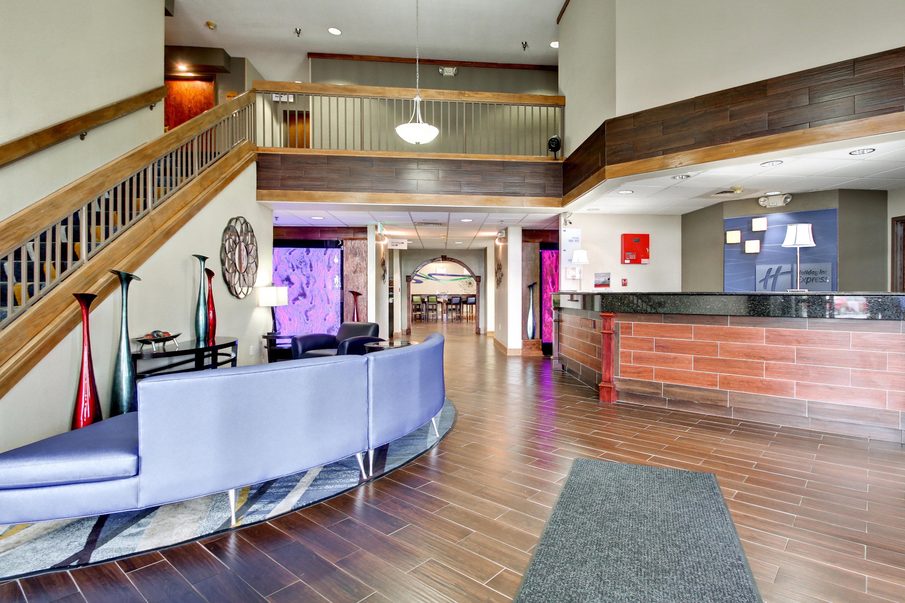 Holiday Inn Express Marshfield - Springfield Area By Ihg Экстерьер фото