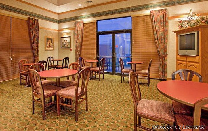Holiday Inn Express Marshfield - Springfield Area By Ihg Ресторан фото